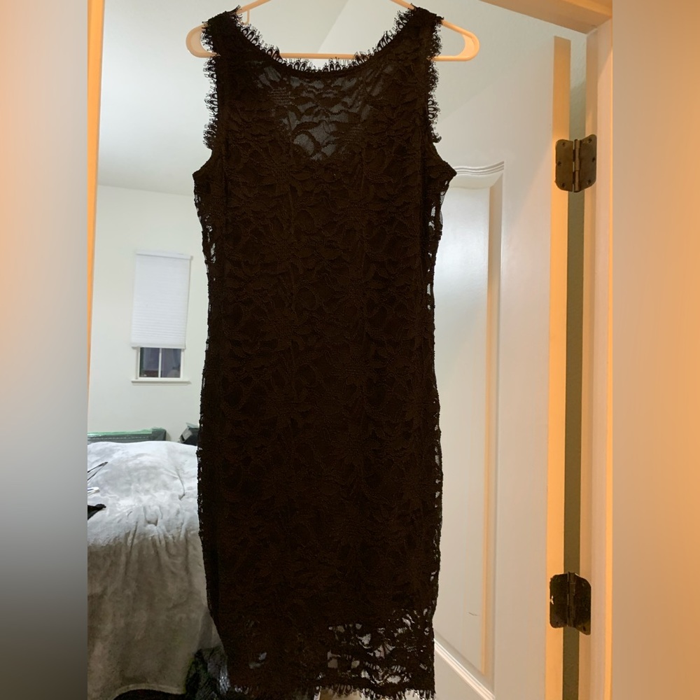 Classy lace black dress